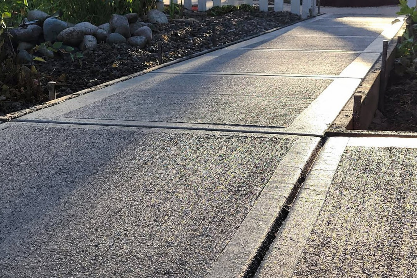 Concrete Sidewalk Building in Oceanside, CA
